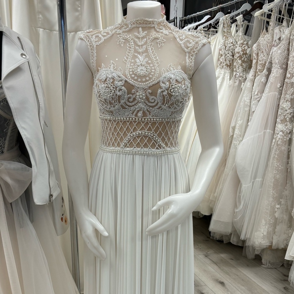 Julie Vino wedding dress